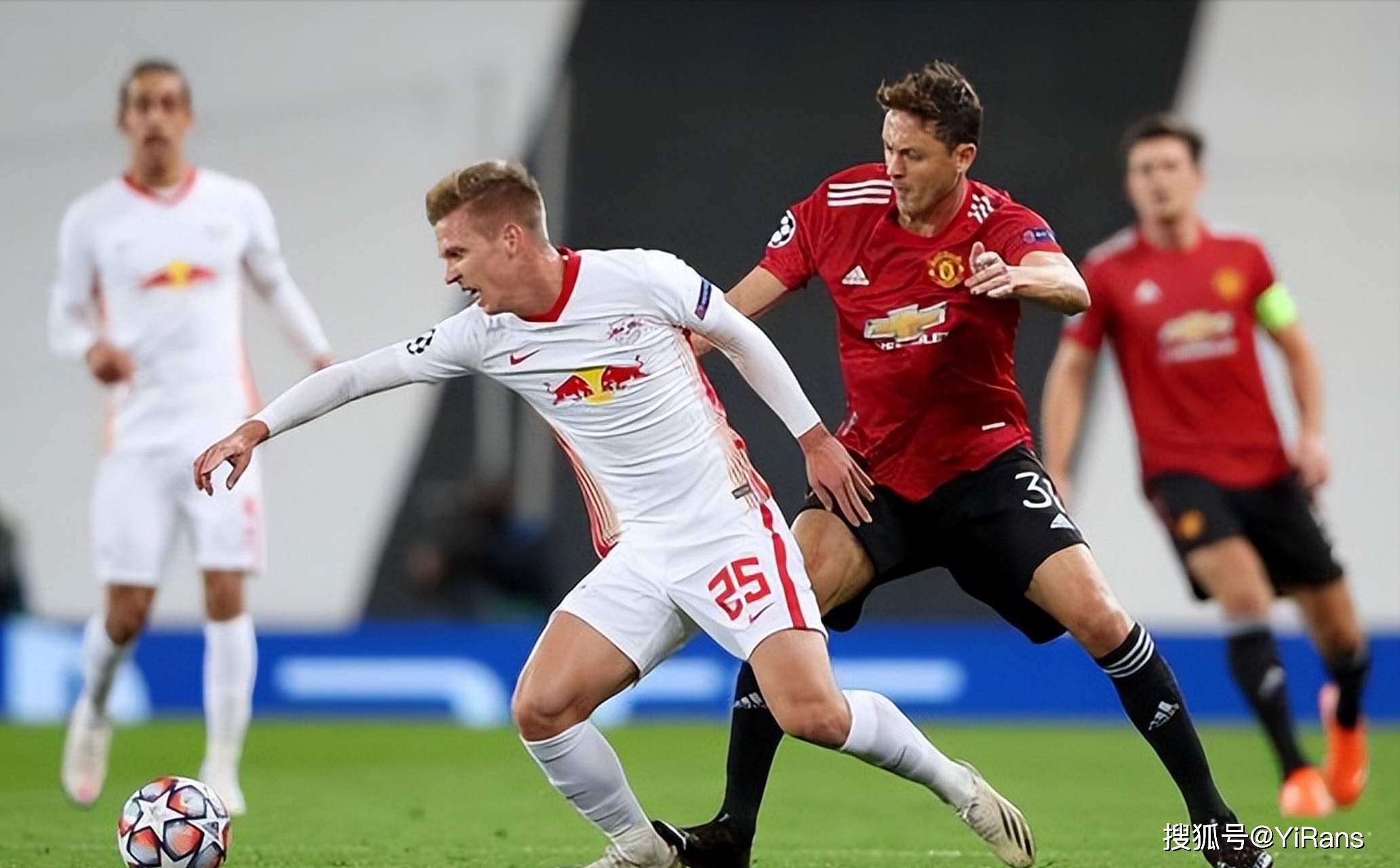 关于沃尔夫斯堡队士气高昂，冲刺联赛前列的信息